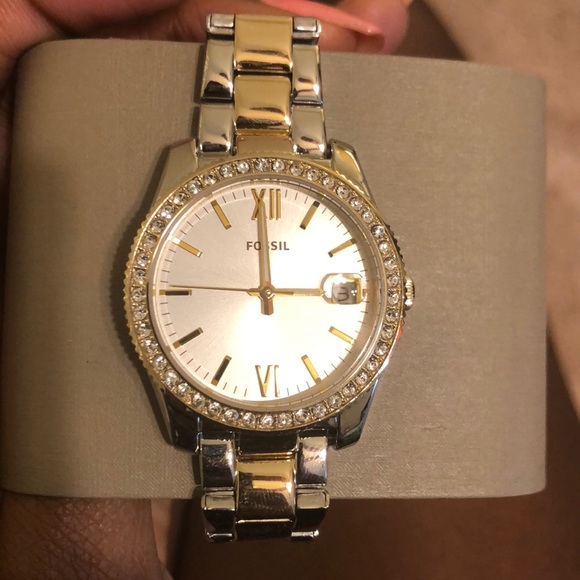 Fossil Watch! New! Never been worn. - Picture 3 of 3